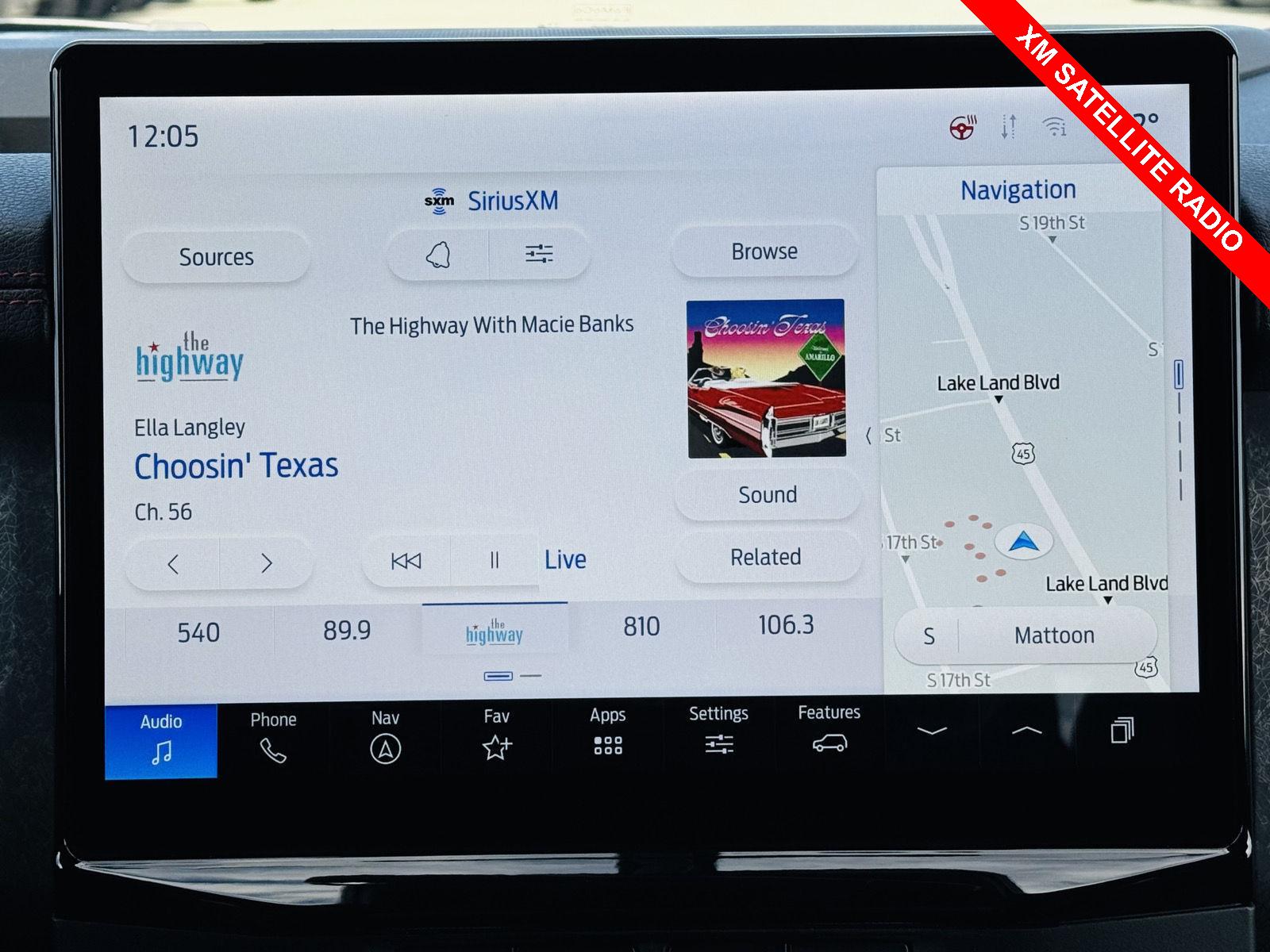 View vehicle photo 7