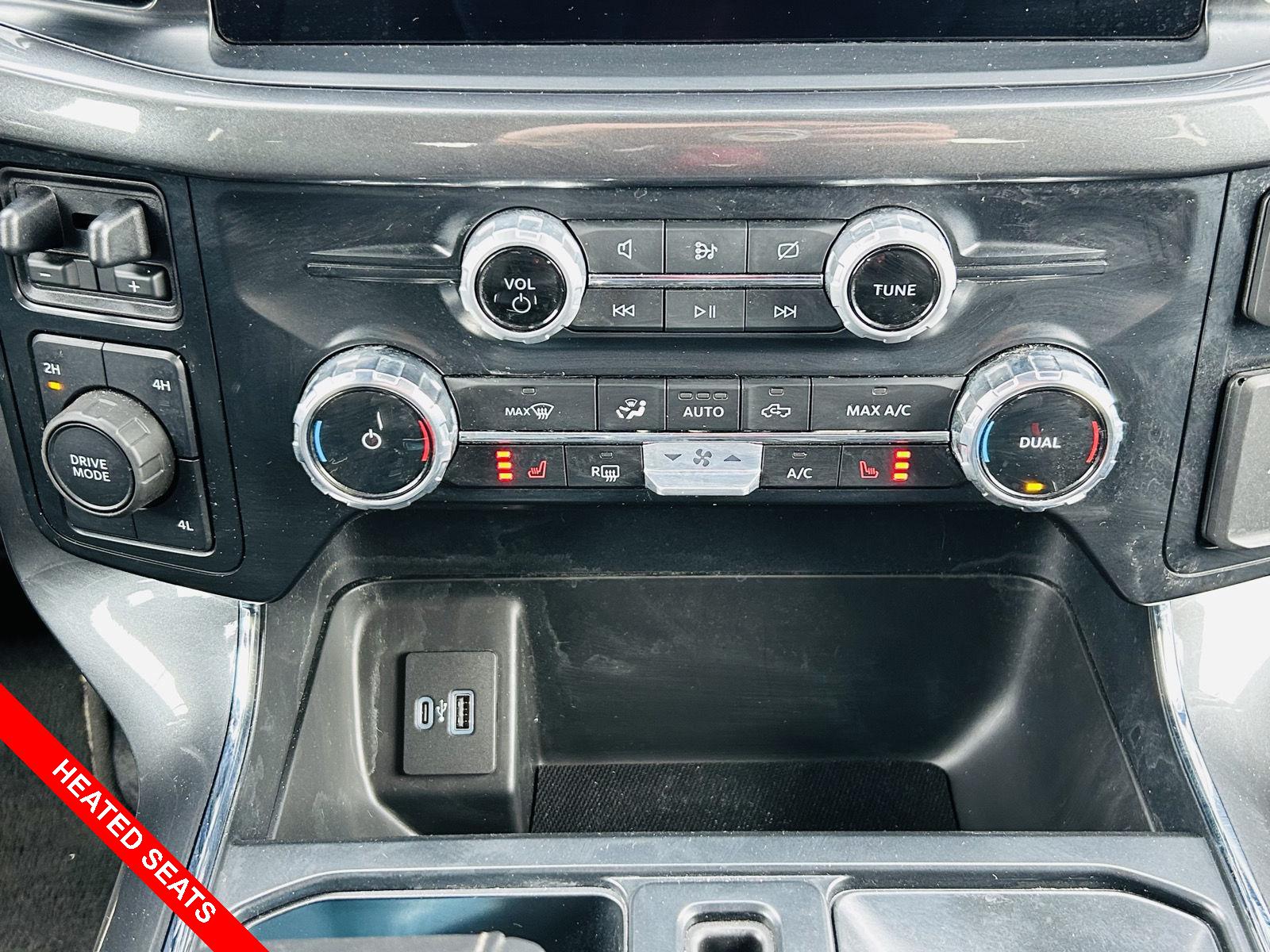 View vehicle photo 7