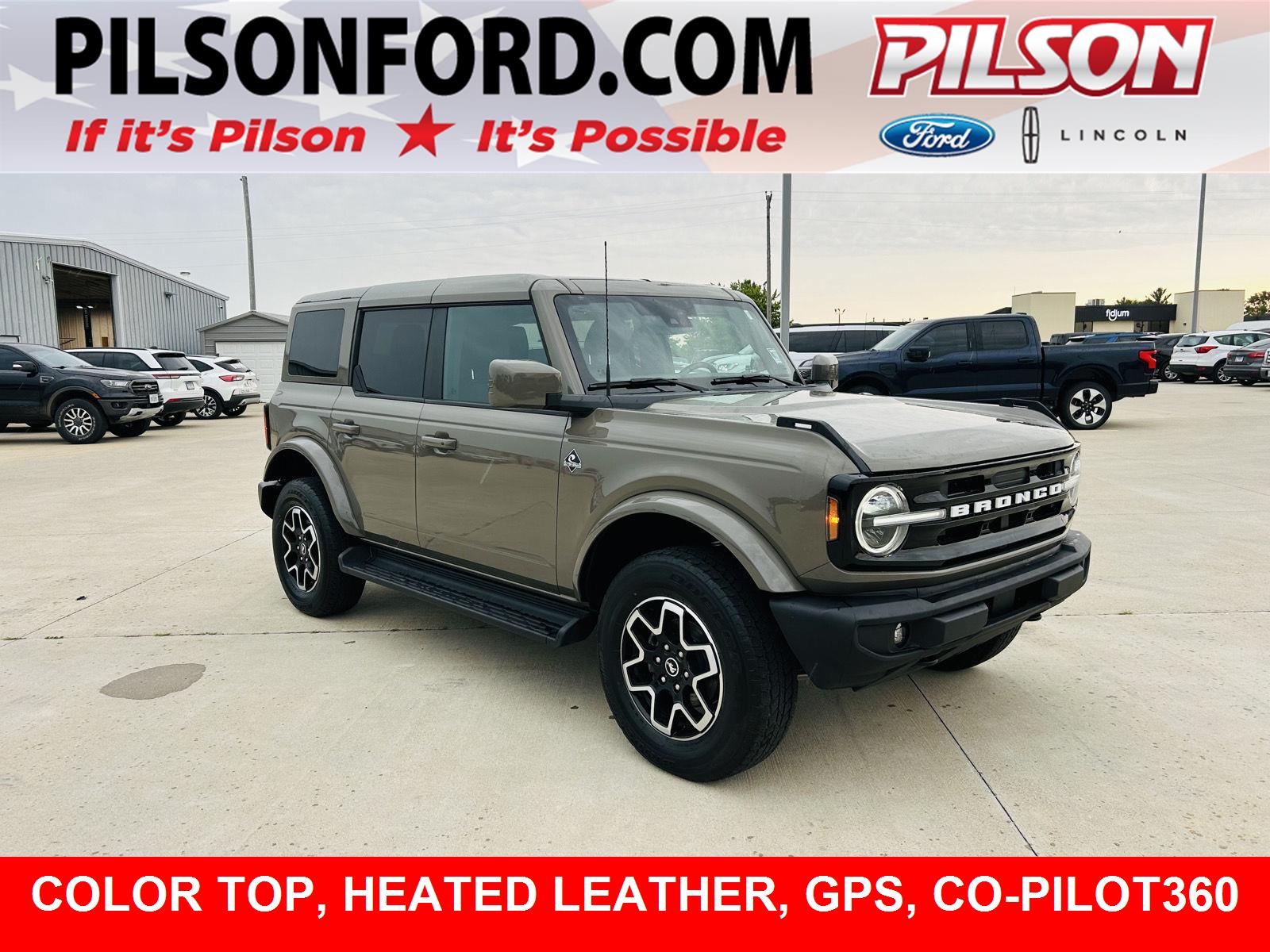 2025 Ford Bronco Outer Banks 4-Door 4WD