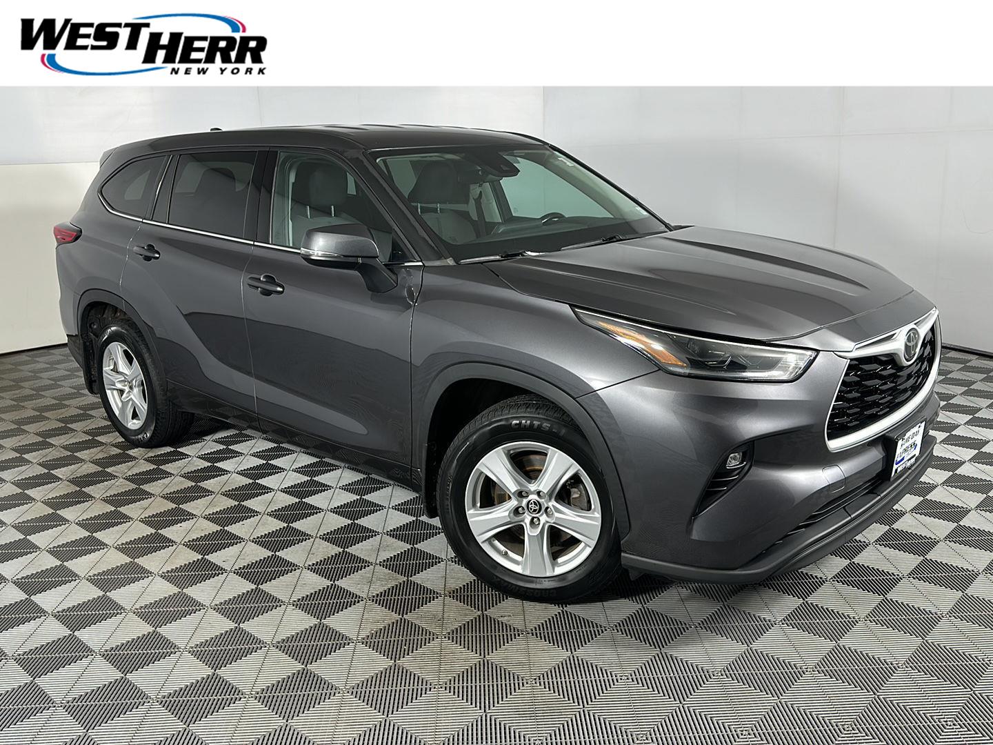2021 Toyota Highlander LE