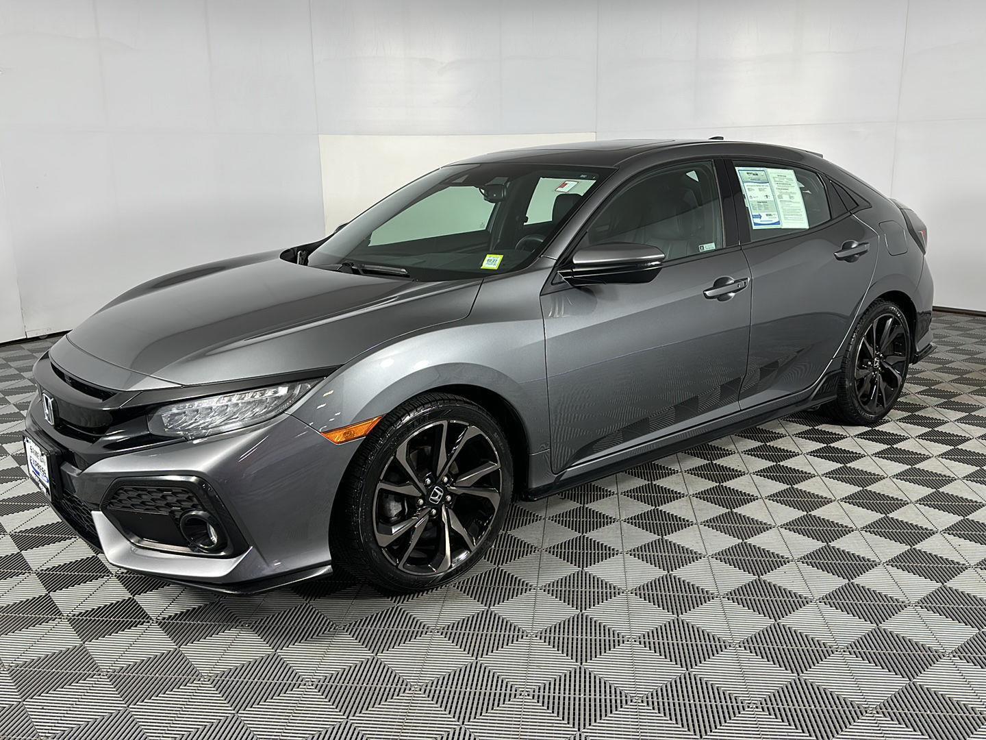 Used 2019 Polished Metal Metallic Honda Sport Touring image 18