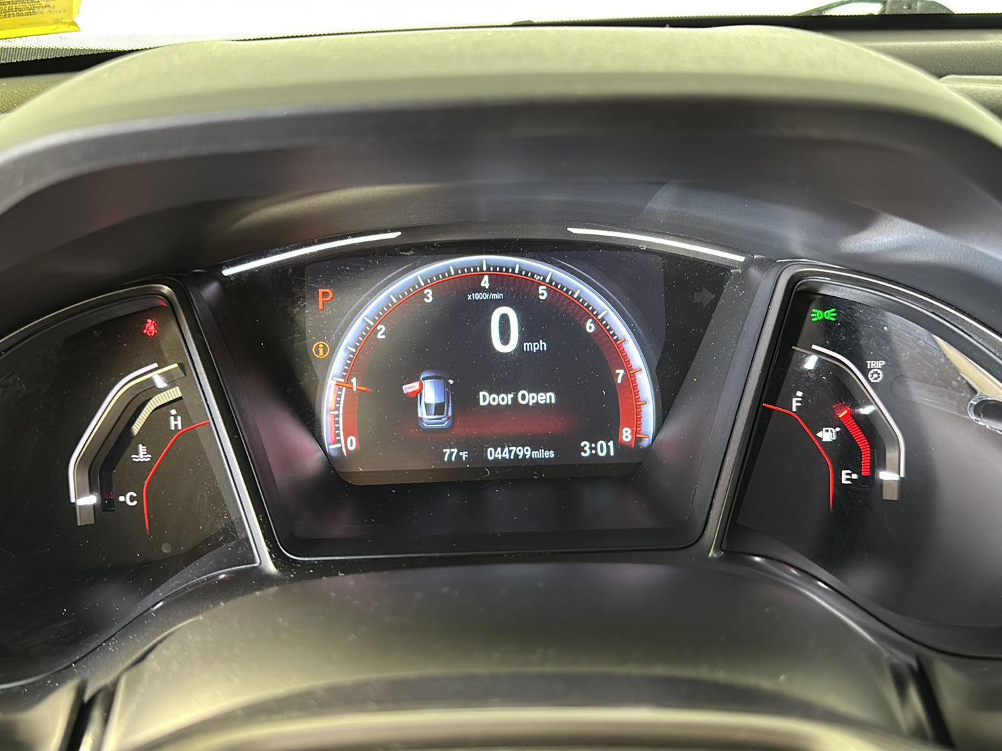 Used 2019 Polished Metal Metallic Honda Sport Touring image 25
