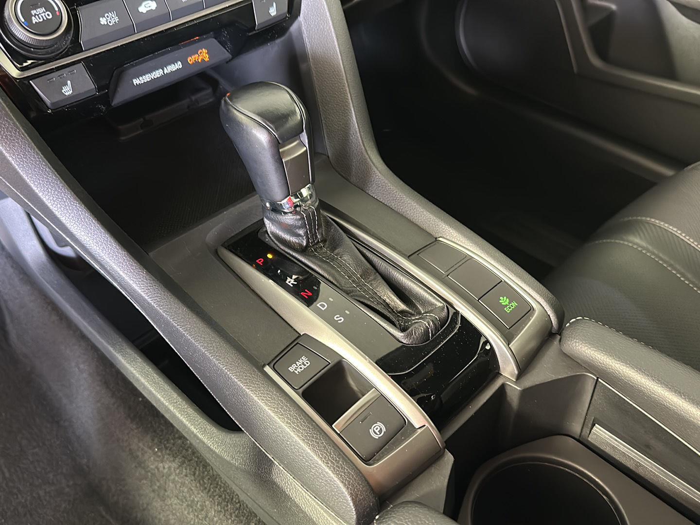 Used 2019 Polished Metal Metallic Honda Sport Touring image 28