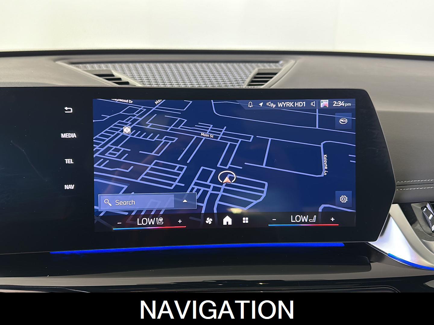 Used 2025 Space Silver Metallic BMW xDrive28i image 5