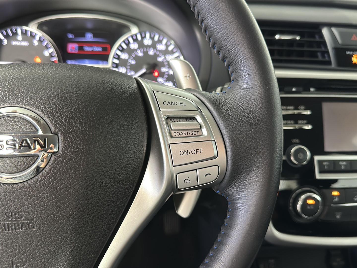 Used 2018 Deep Blue Pearl Nissan 2.5 SR image 19