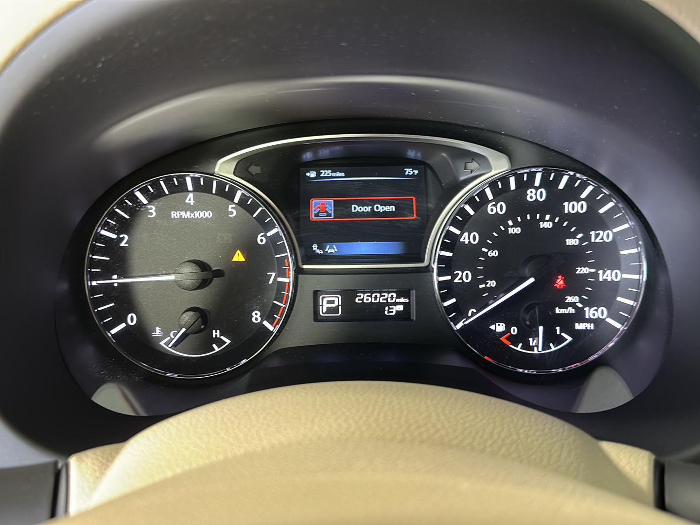 Used 2013 Pearl White Nissan 3.5 SL image 25