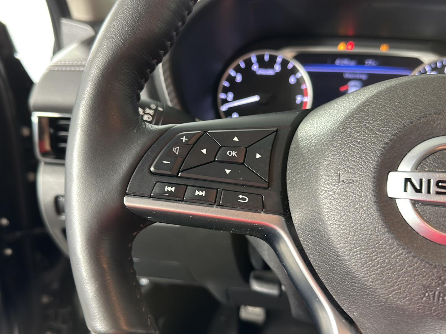 Used 2023 Super Black Nissan SV image 18