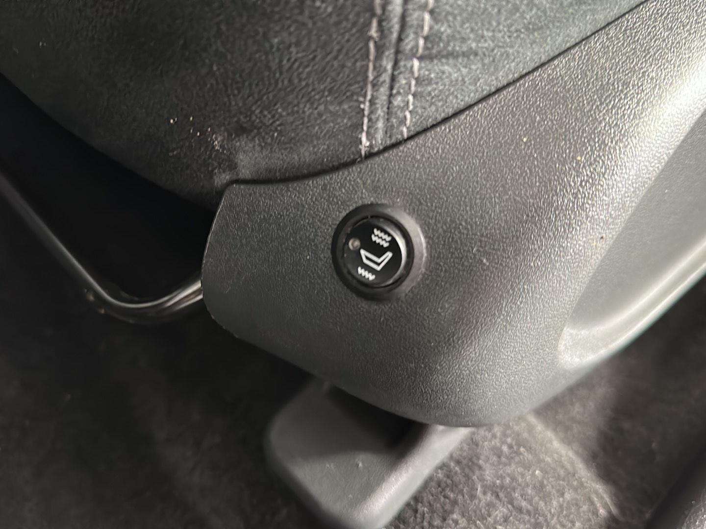 Used 2018 Java Metallic Nissan S image 7