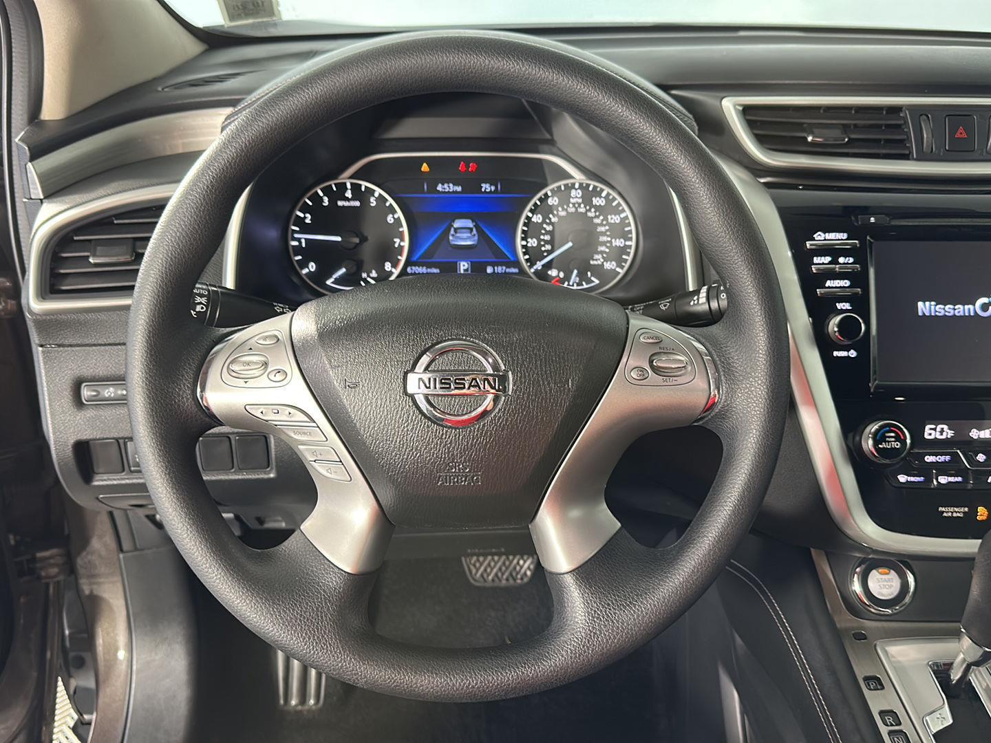 Used 2018 Java Metallic Nissan S image 18