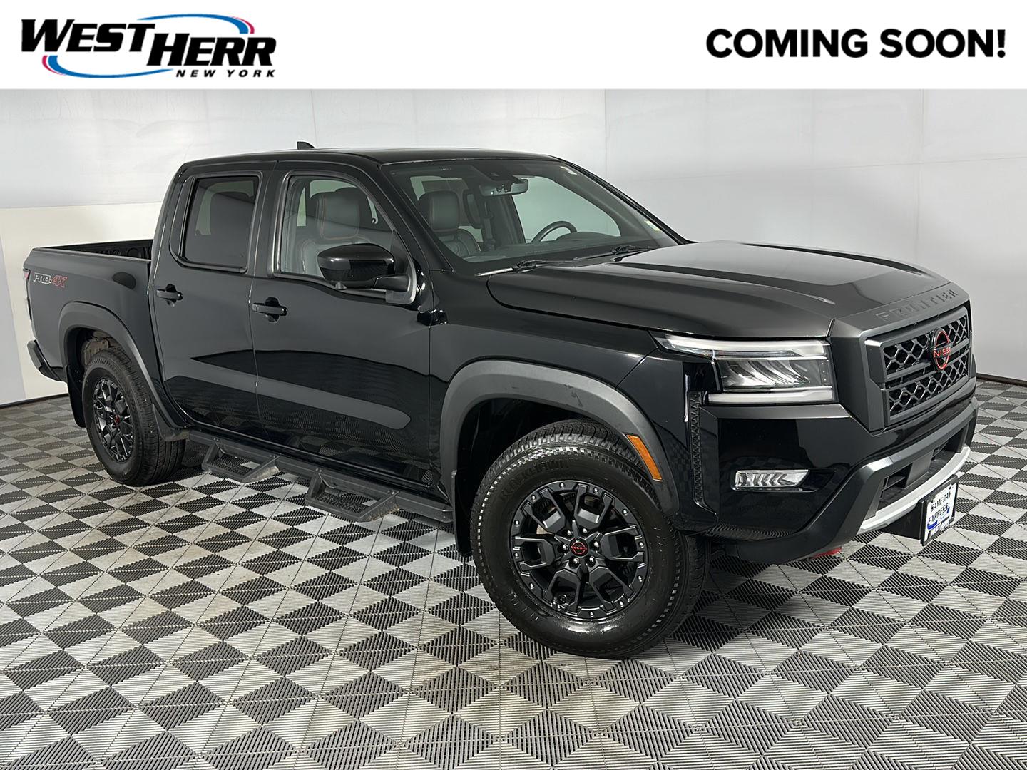  2023 Nissan Frontier PRO-4X Crew Cab 4WD   
