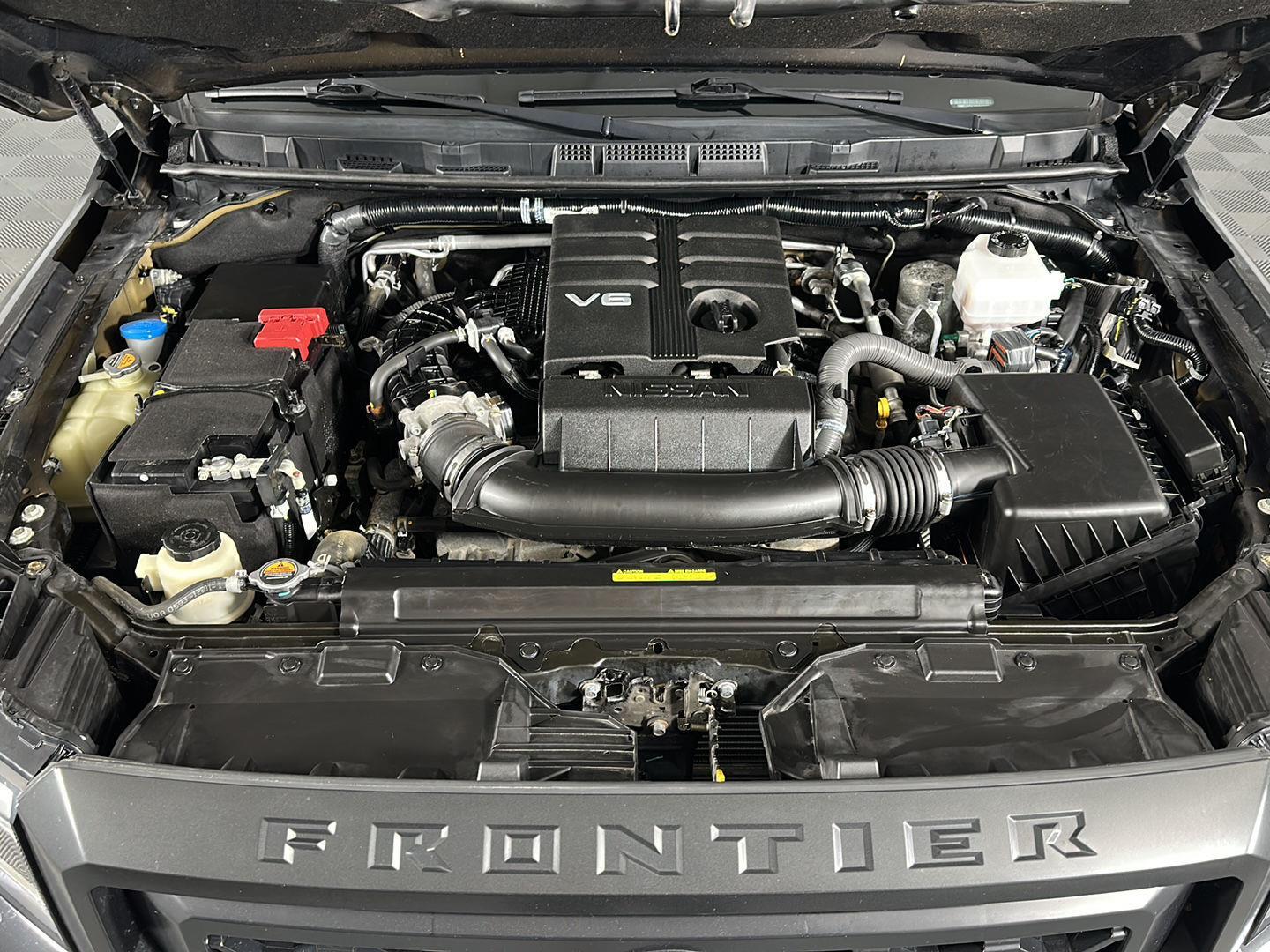 Used 2023 Super Black Nissan PRO-4X image 15