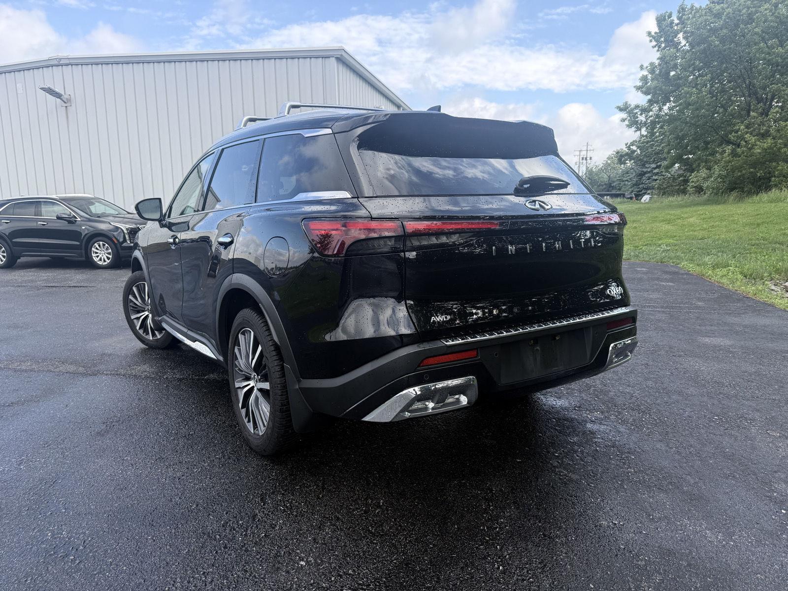 Certified Used 2022 Mineral Black INFINITI SENSORY image 2