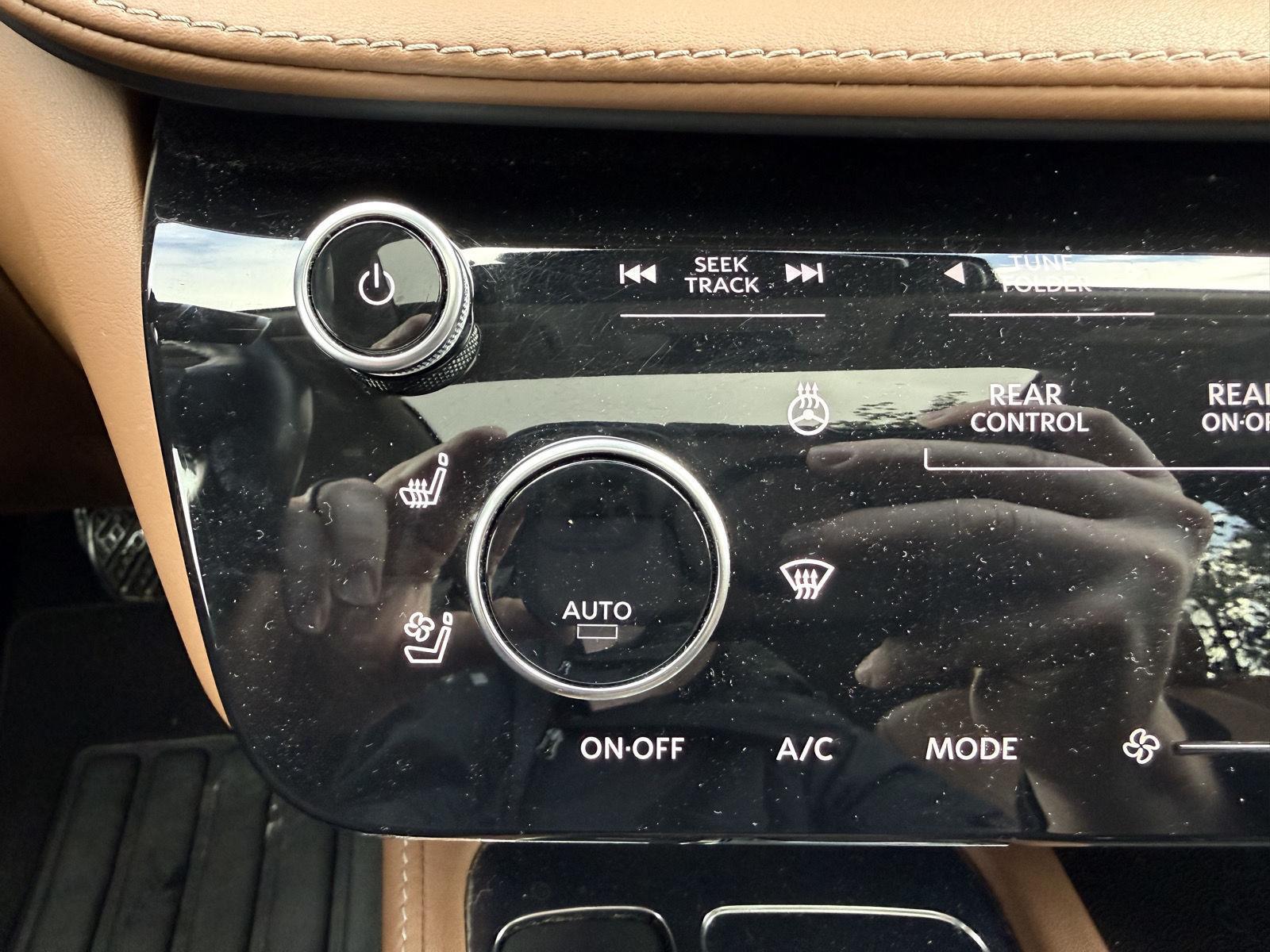 Certified Used 2022 Mineral Black INFINITI SENSORY image 5