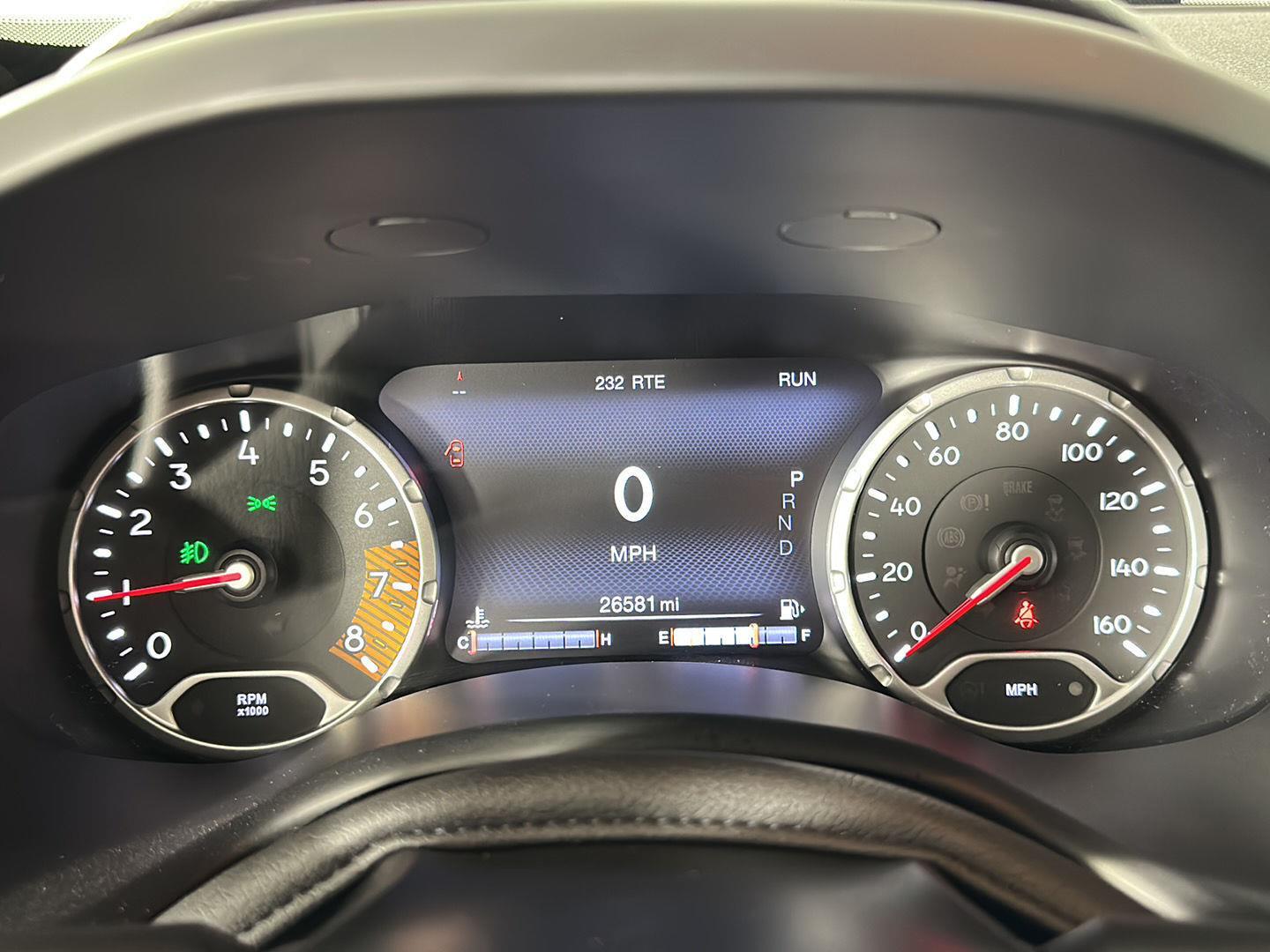 Used 2022 Gray Jeep  image 12