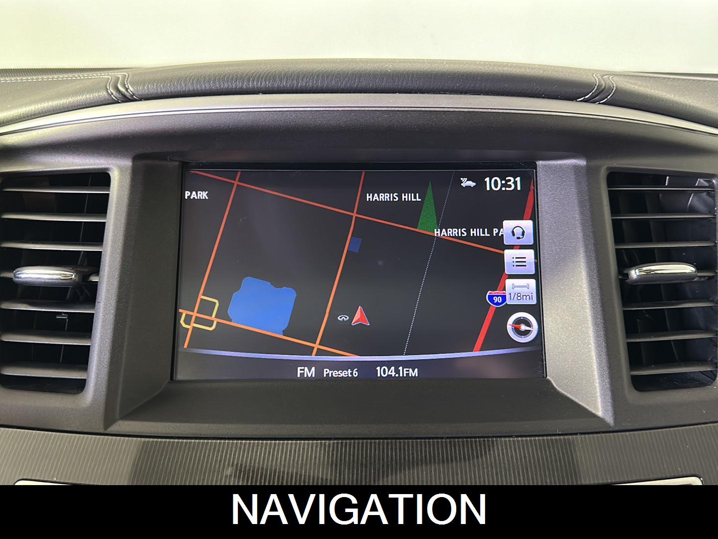 Used 2019 Majestic White INFINITI LUXE image 6