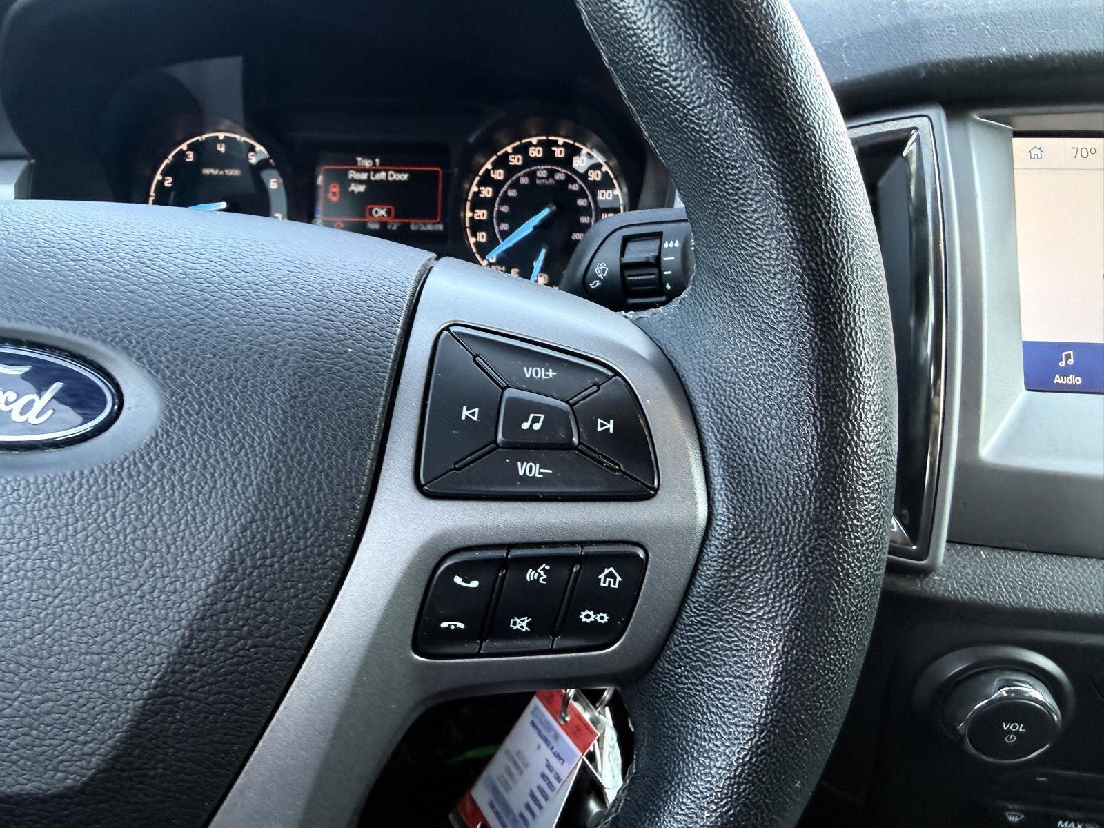 Used 2022 Velocity Blue Ford XLT image 9