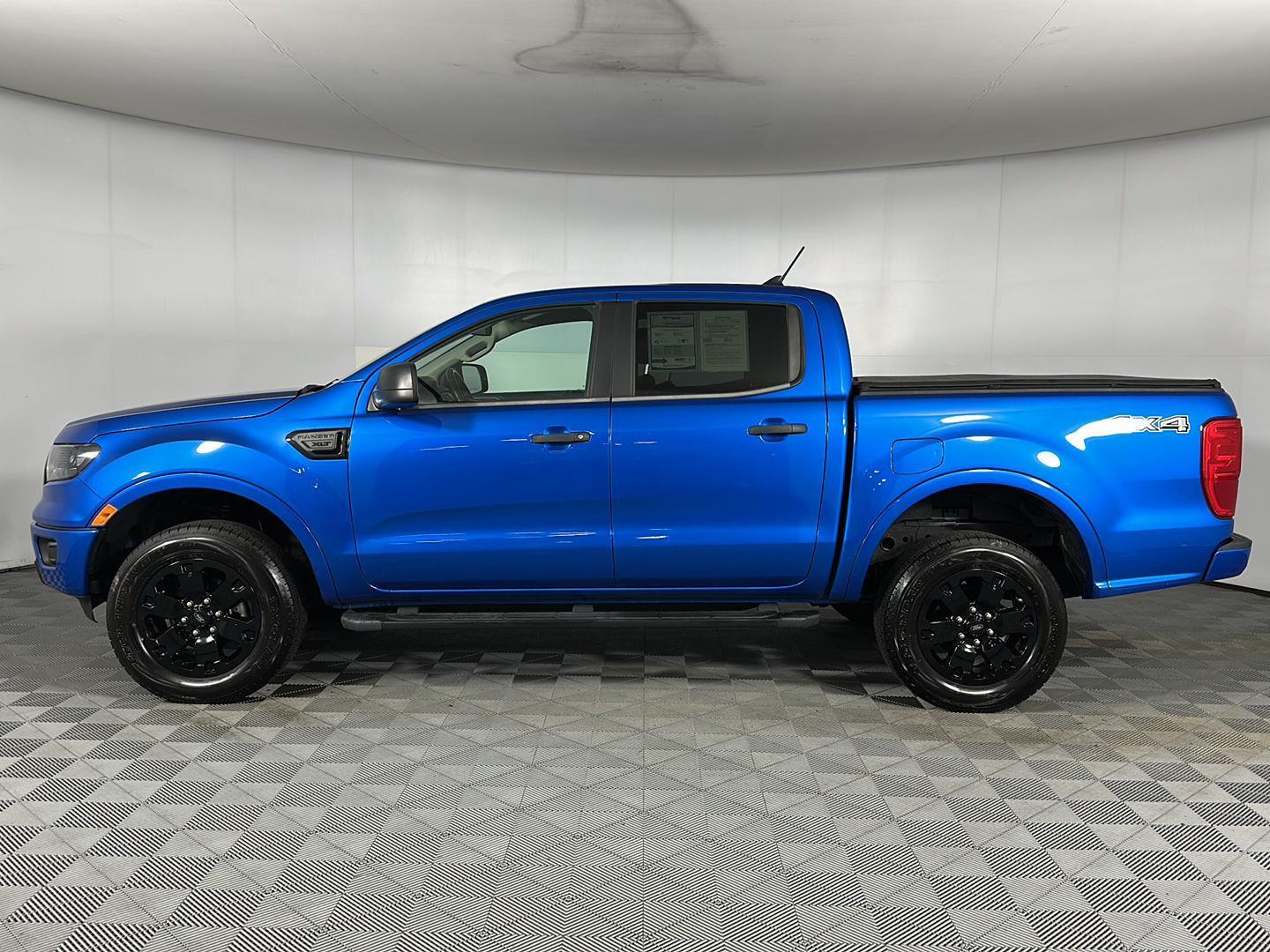 Used 2022 Velocity Blue Ford XLT image 14