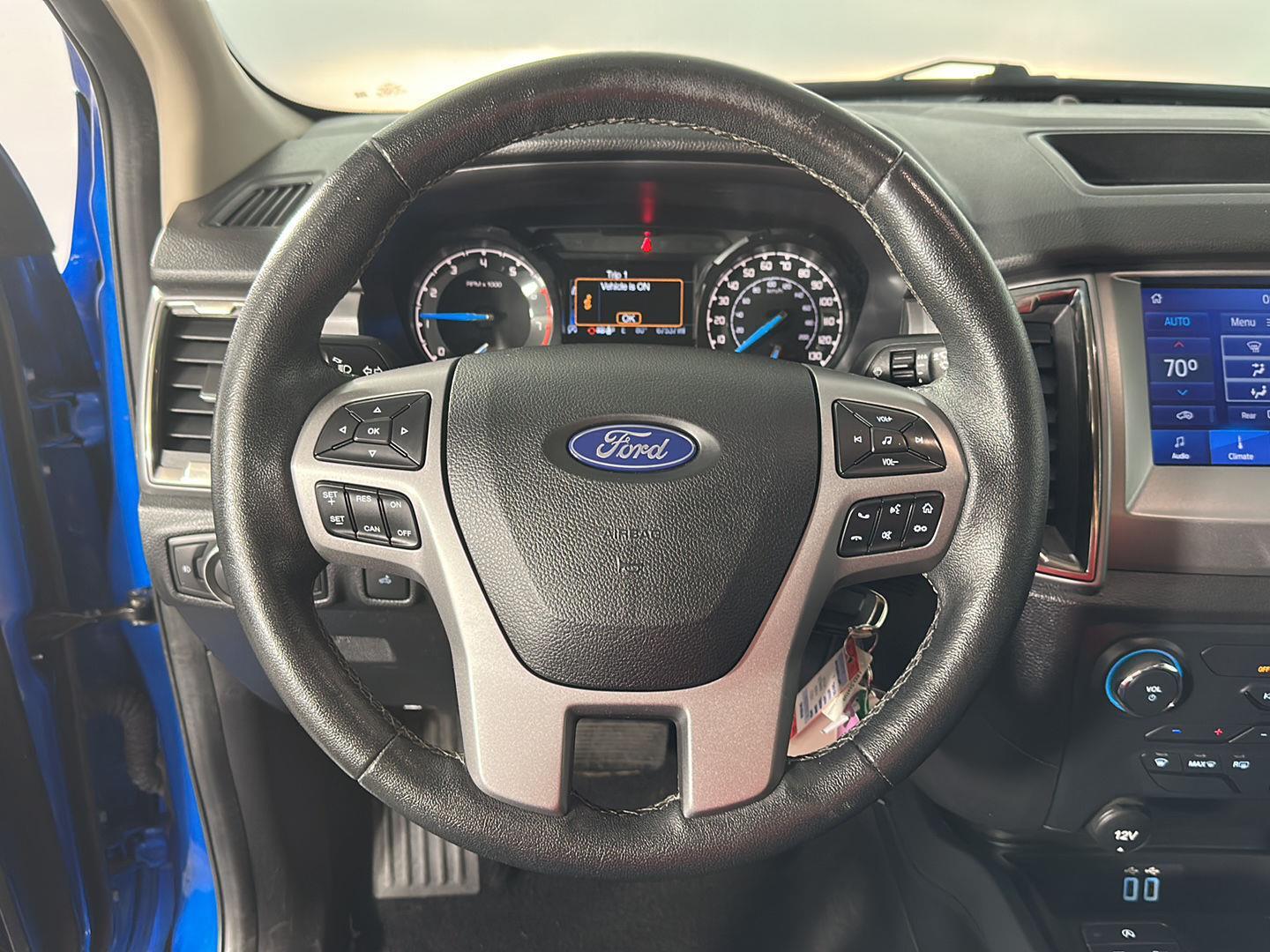 Used 2022 Velocity Blue Ford XLT image 16