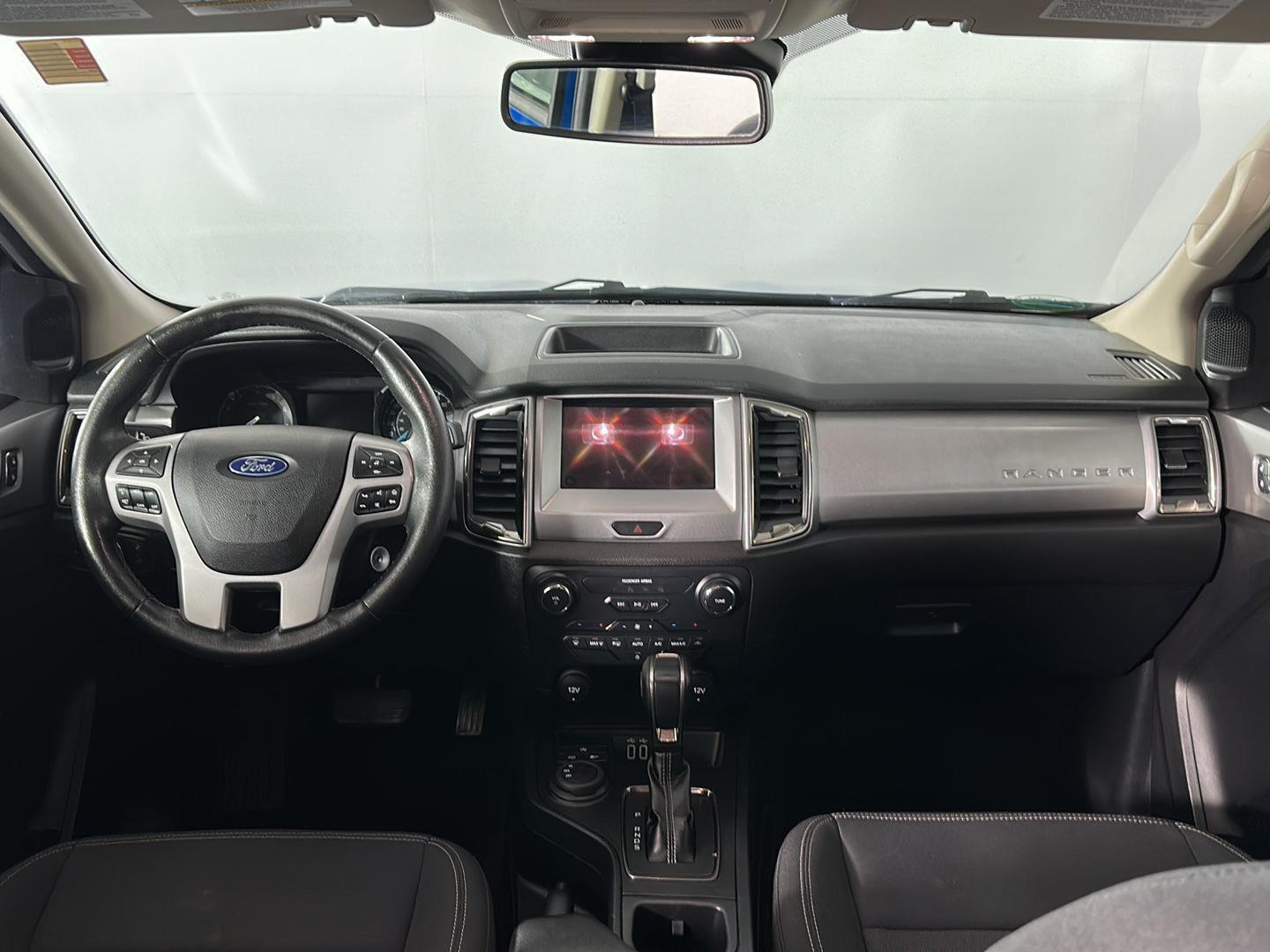 Used 2022 Velocity Blue Ford XLT image 2