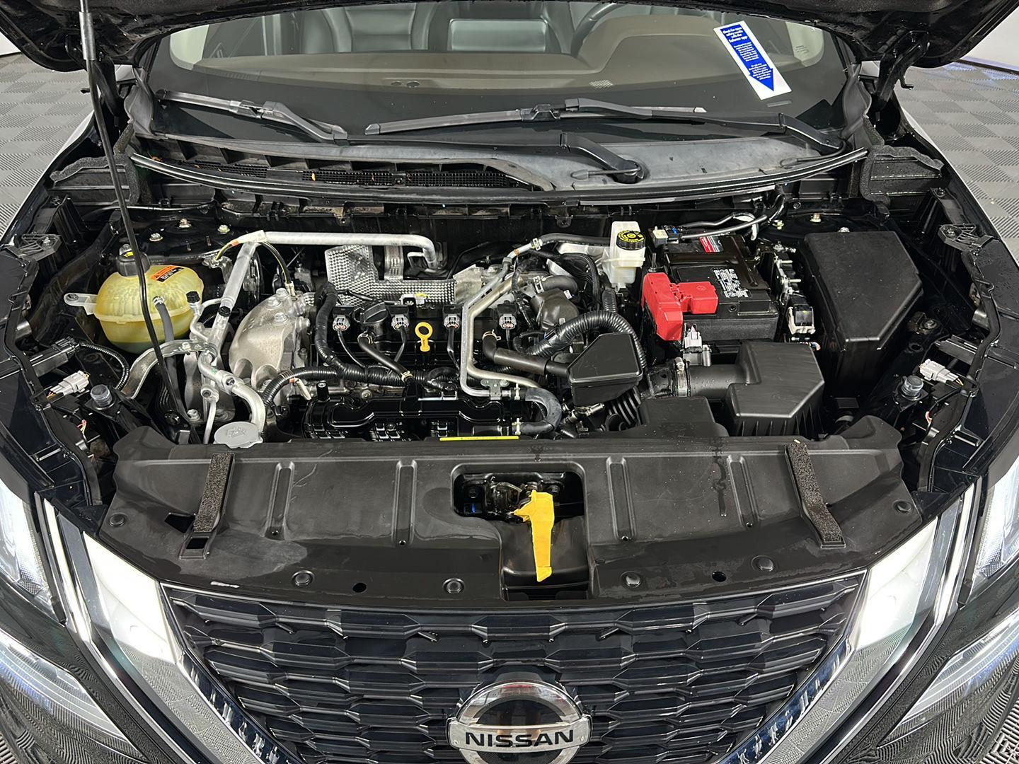 Used 2021 Super Black Nissan SV image 14