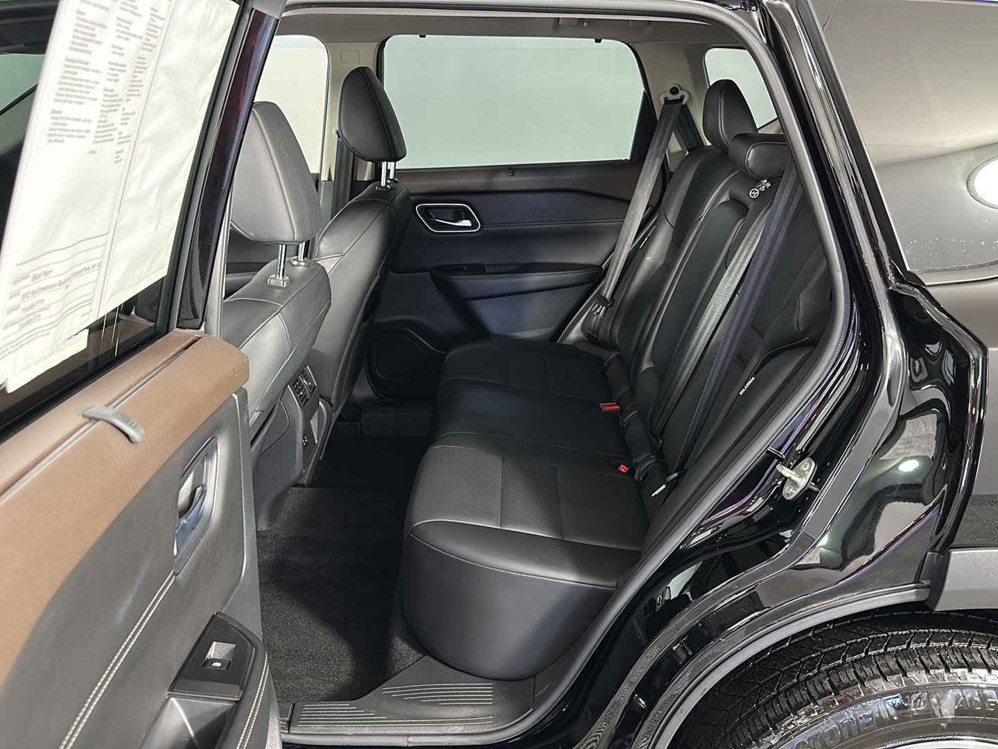 Used 2021 Super Black Nissan SV image 27