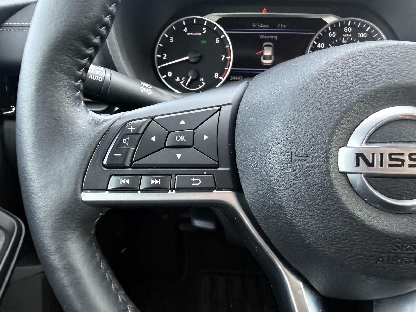 Used 2023 Rosewood Metallic Nissan SV image 9