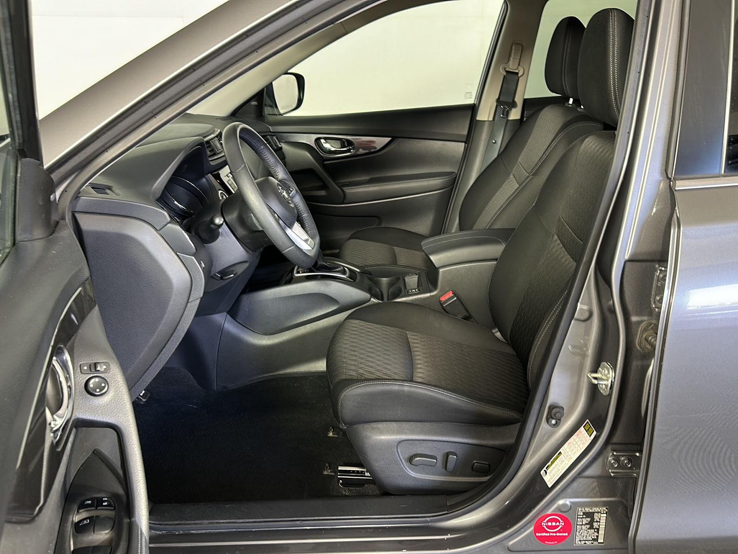 Used 2019 Gun Metallic Nissan SV image 7