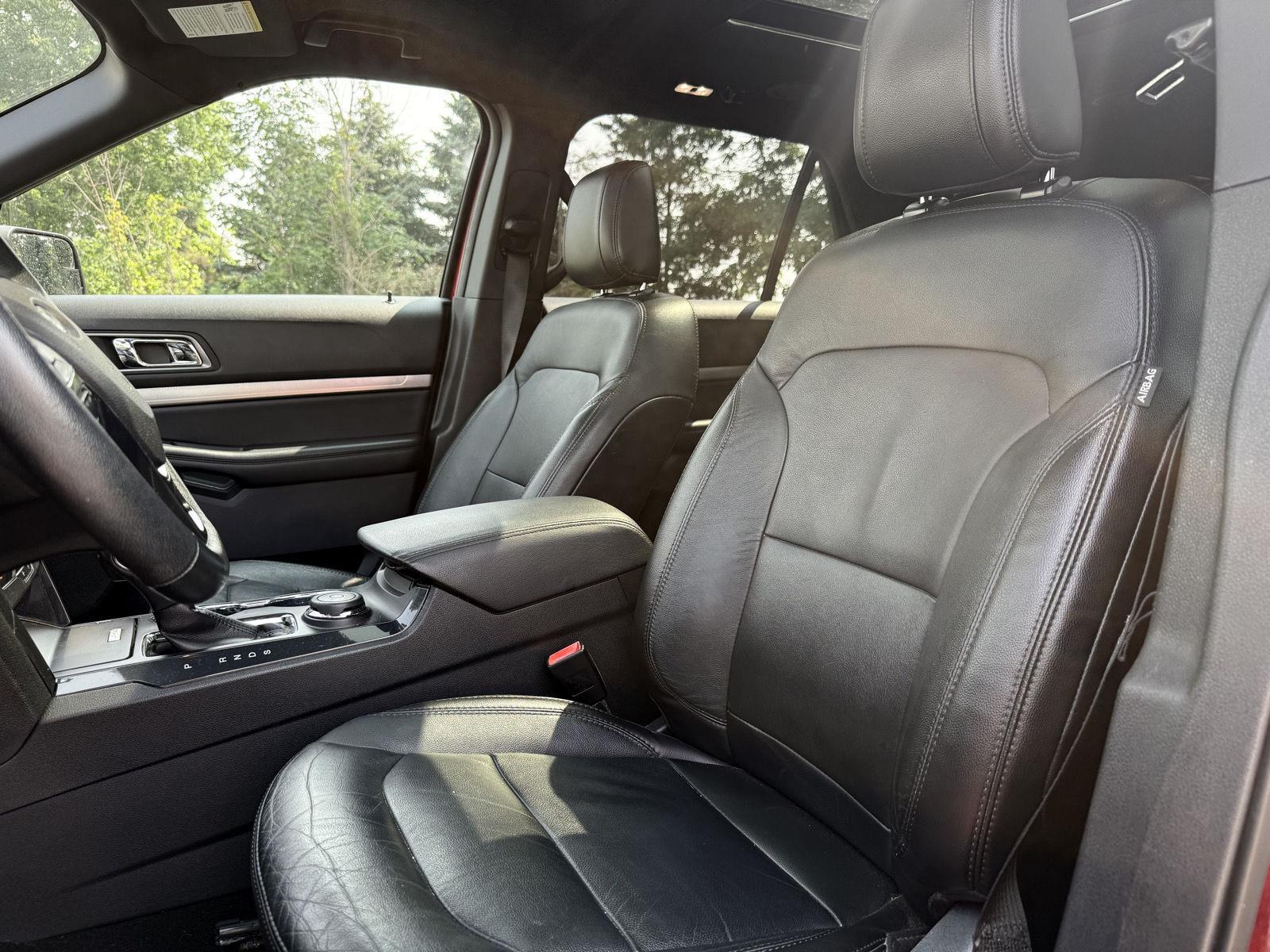 Used 2018 Ruby Red Metallic Tinted Clearcoat Ford XLT image 9