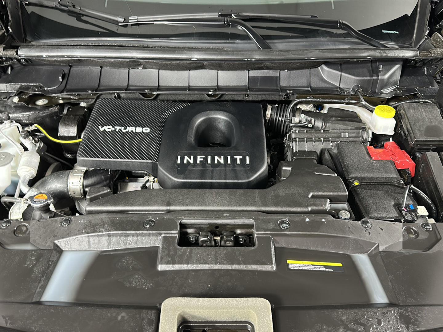 New 2026 Mineral Black INFINITI LUXE image 19
