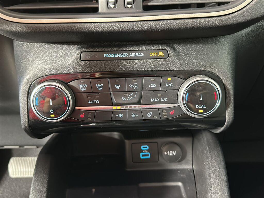 Used 2022 Atlas Blue Ford SE image 21