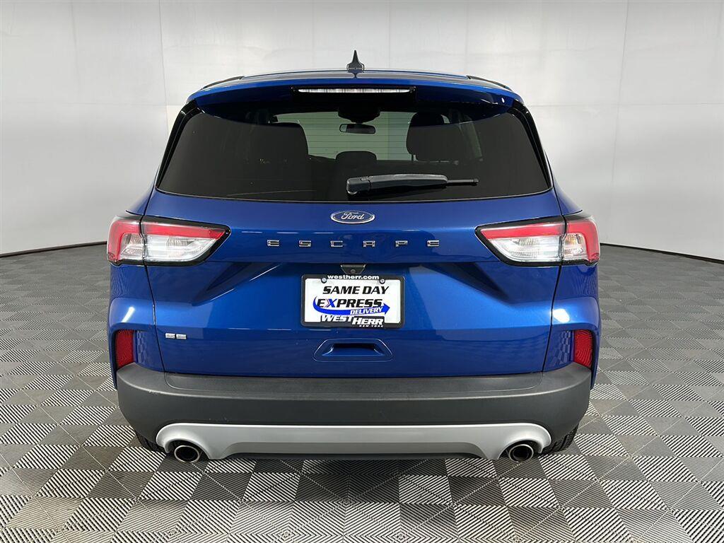 Used 2022 Atlas Blue Ford SE image 7