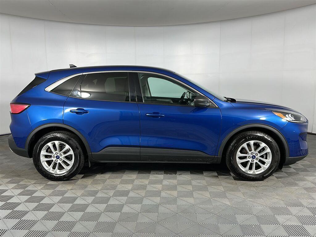 Used 2022 Atlas Blue Ford SE image 26