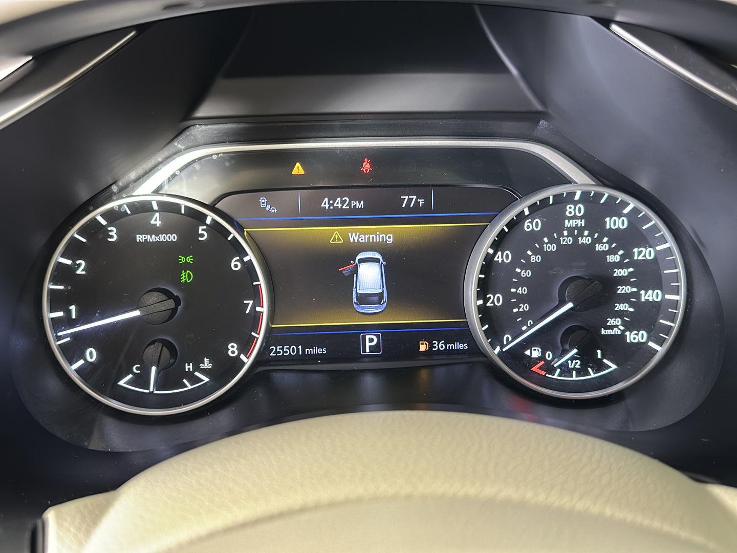 Used 2018 Pearl White Nissan SL image 25