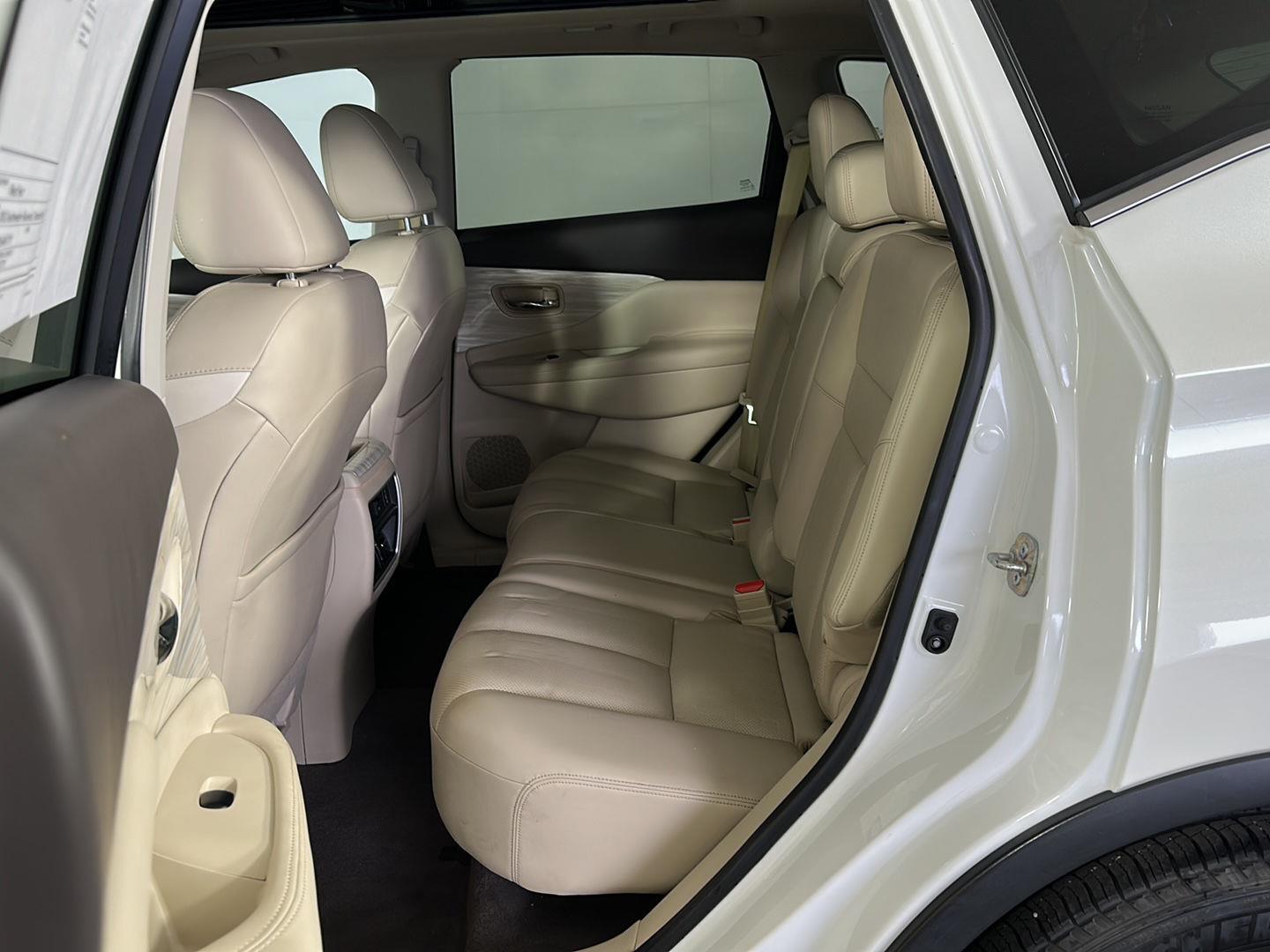 Used 2018 Pearl White Nissan SL image 29