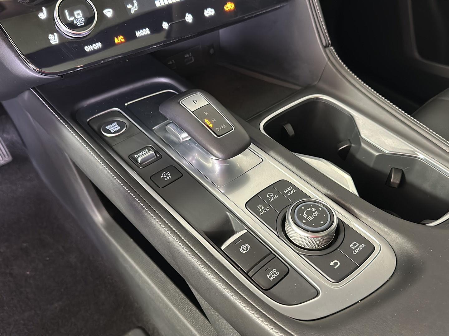 Certified Used 2023 Mineral Black INFINITI LUXE image 28