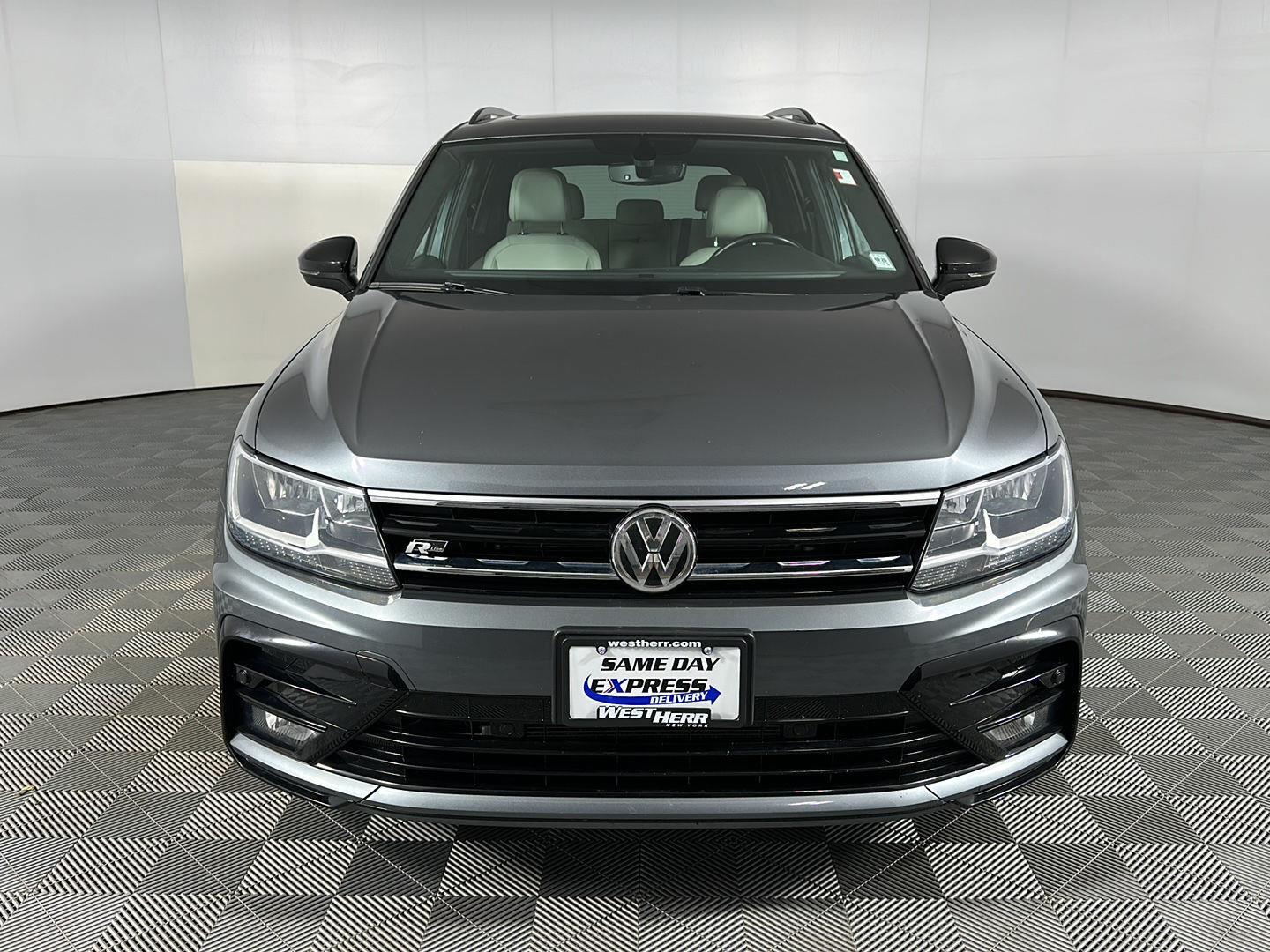 Used 2021 Platinum Gray Metallic Volkswagen SE R-Line Black image 3