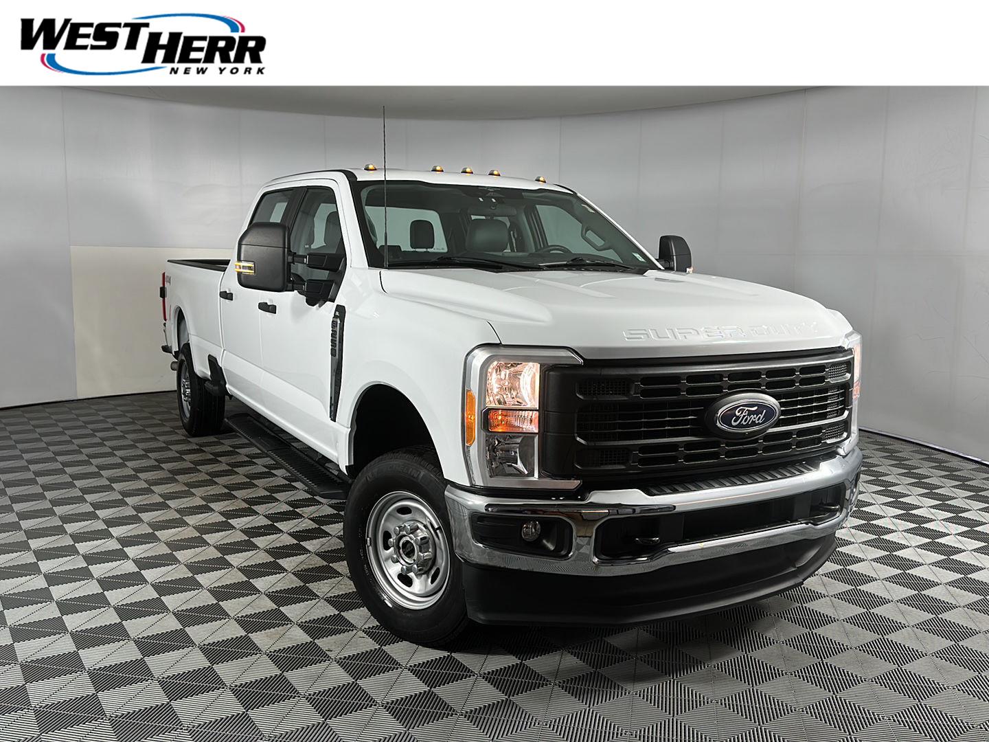  2023 Ford F-250 Super Duty XL Crew Cab 4WD   