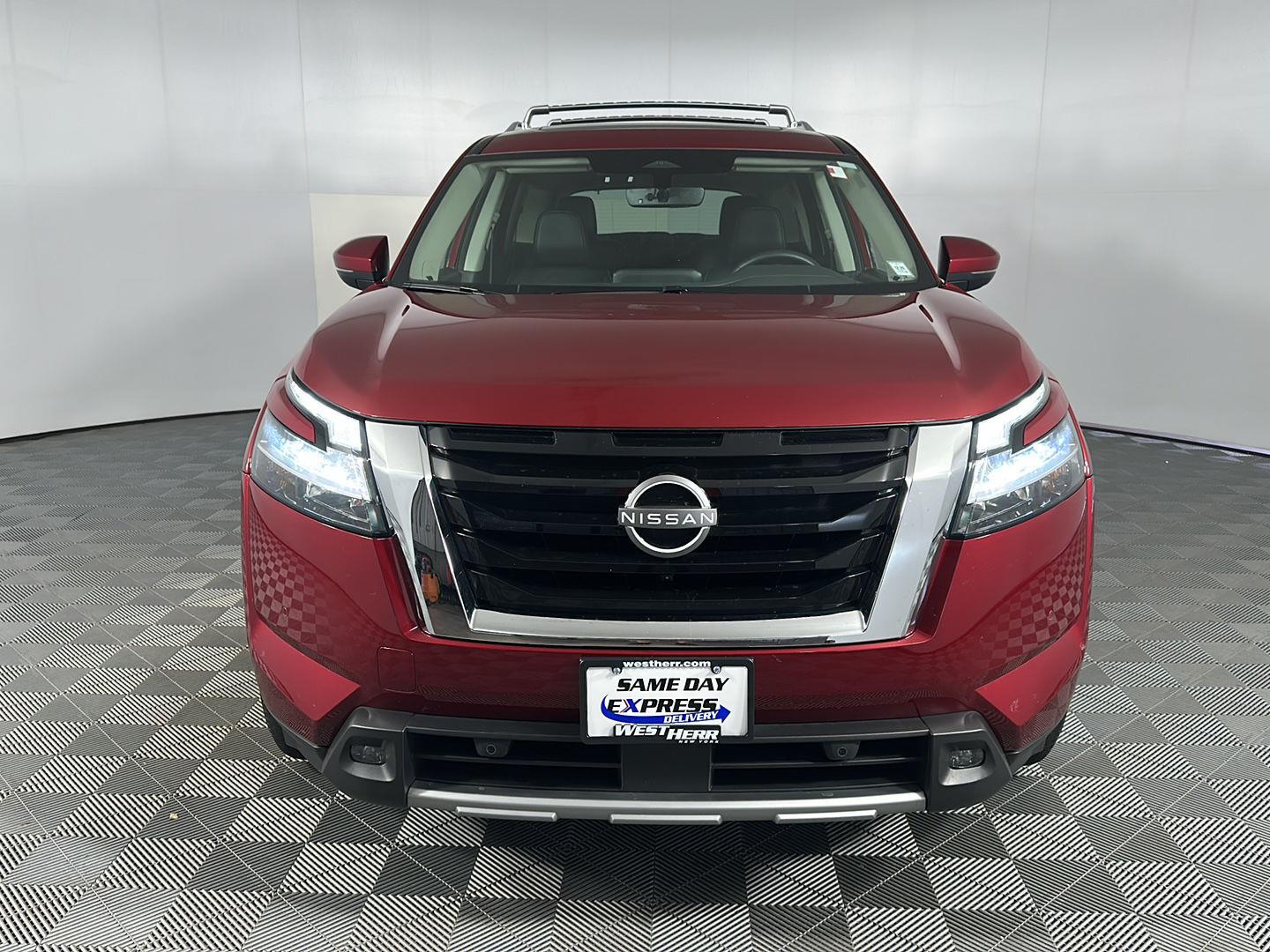 Certified Used 2024 Scarlet Ember Nissan SL image 18