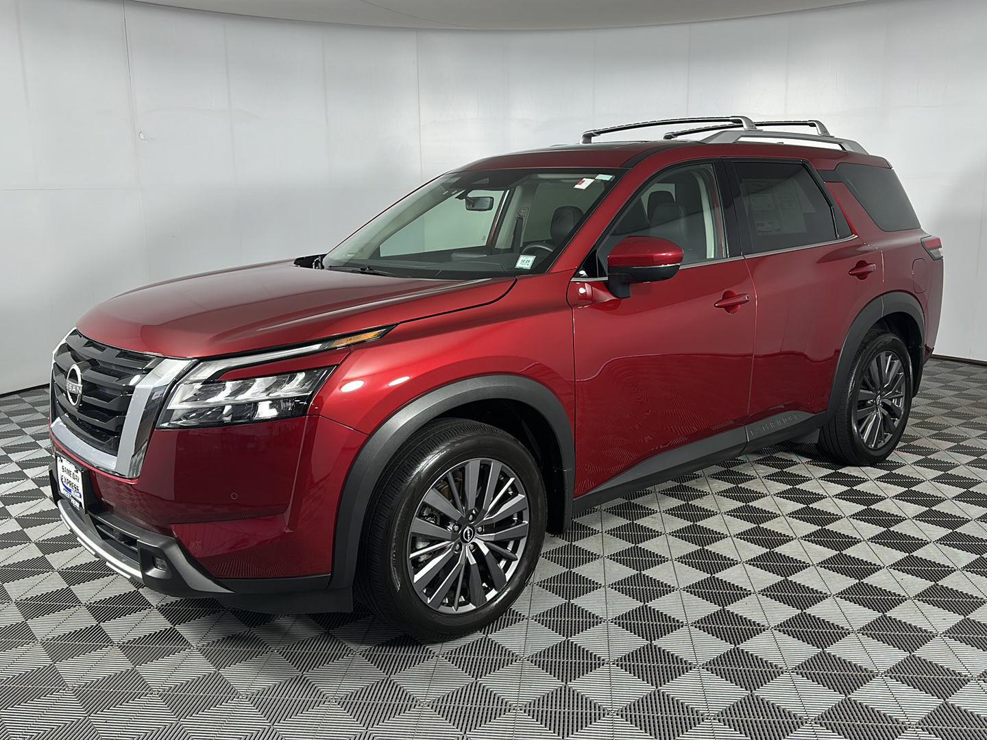 Certified Used 2024 Scarlet Ember Nissan SL image 19