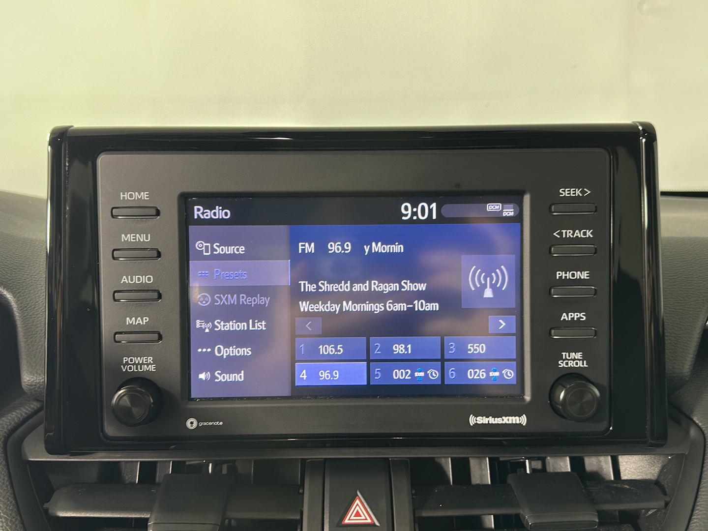 Used 2022 White Toyota XLE image 15