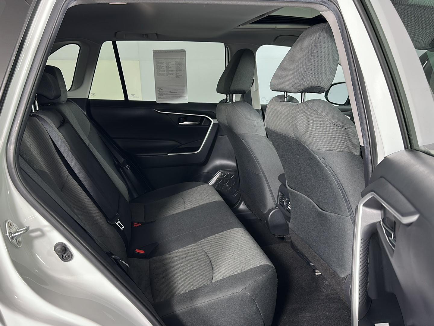 Used 2022 White Toyota XLE image 29