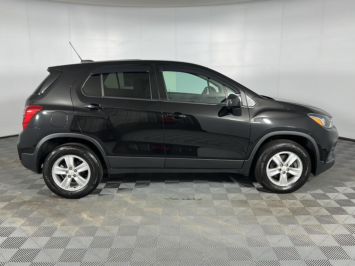 Used 2020 Mosaic Black Metallic Chevrolet LS image 26