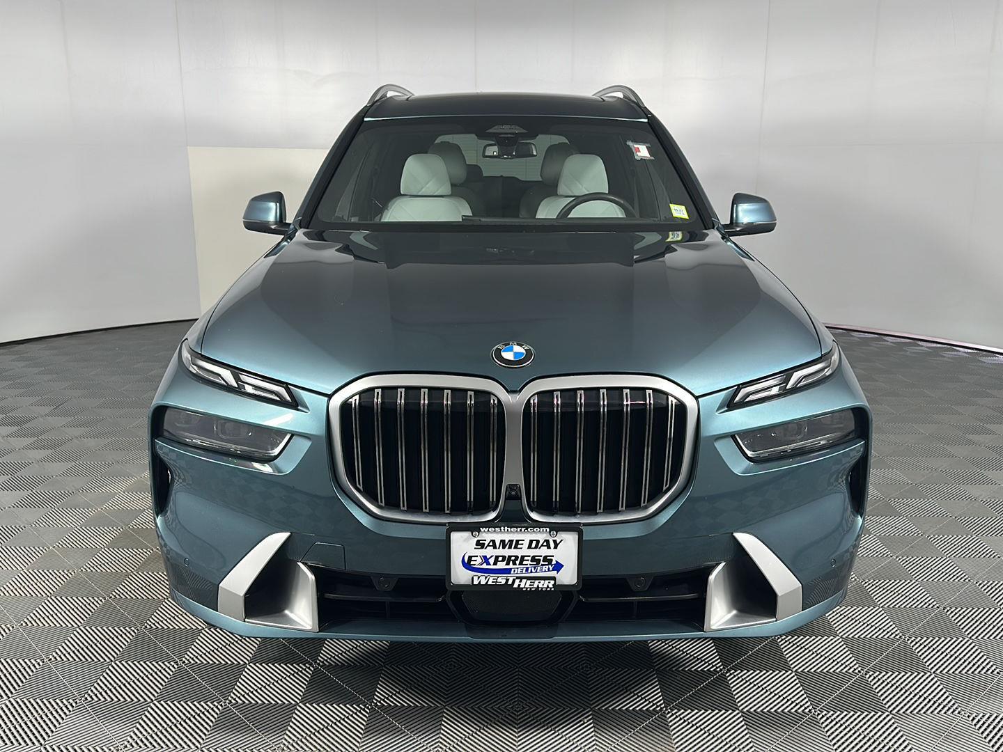 Used 2024 Blue Ridge Mountain Metallic BMW xDrive40i image 4