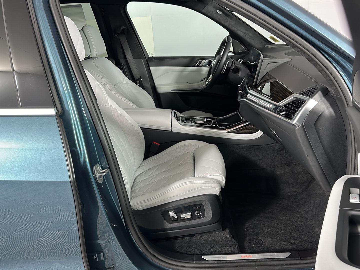 Used 2024 Blue Ridge Mountain Metallic BMW xDrive40i image 35