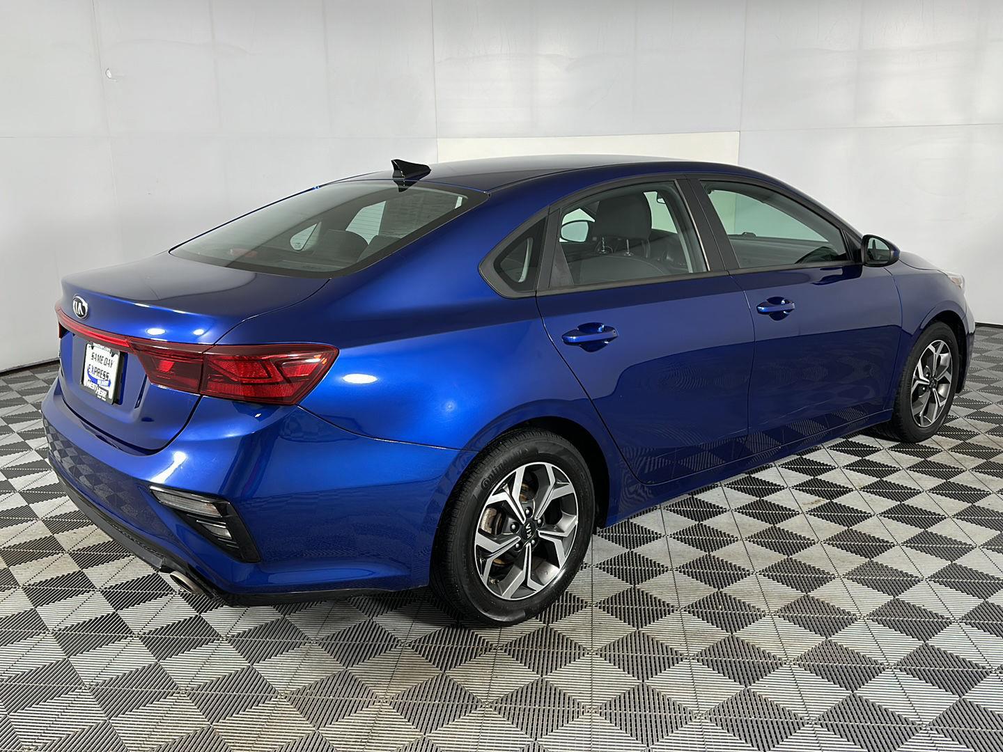Used 2021 Deep Sea Blue Kia LXS image 24