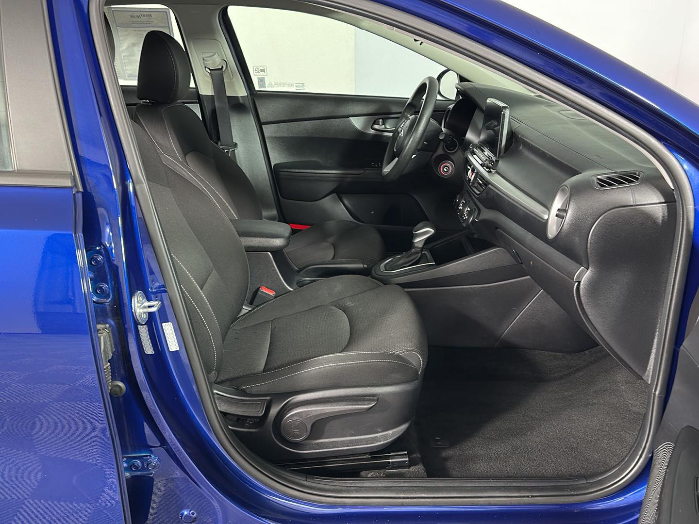 Used 2021 Deep Sea Blue Kia LXS image 26