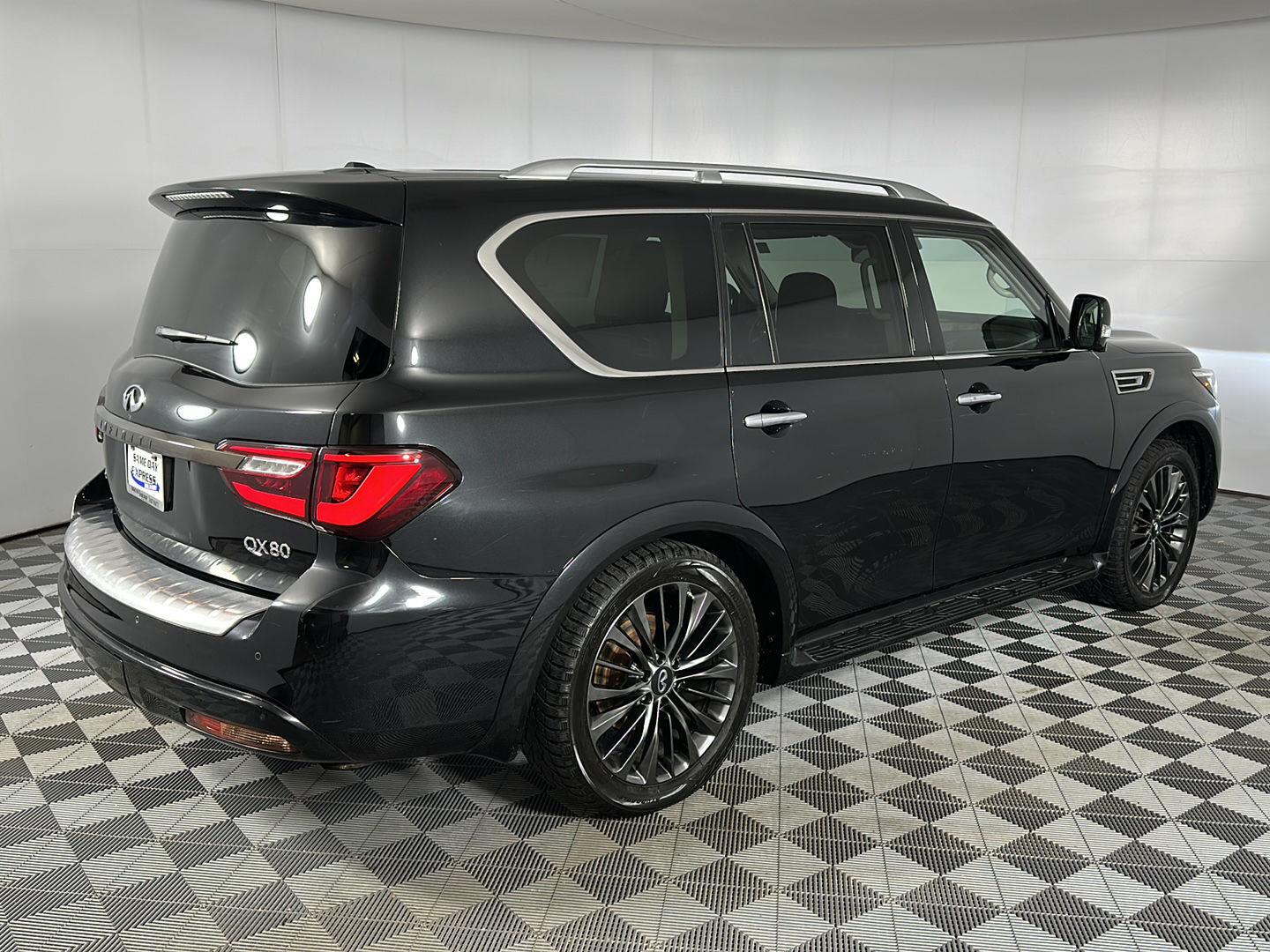 Used 2021 Mineral Black INFINITI PREMIUM SELECT image 31