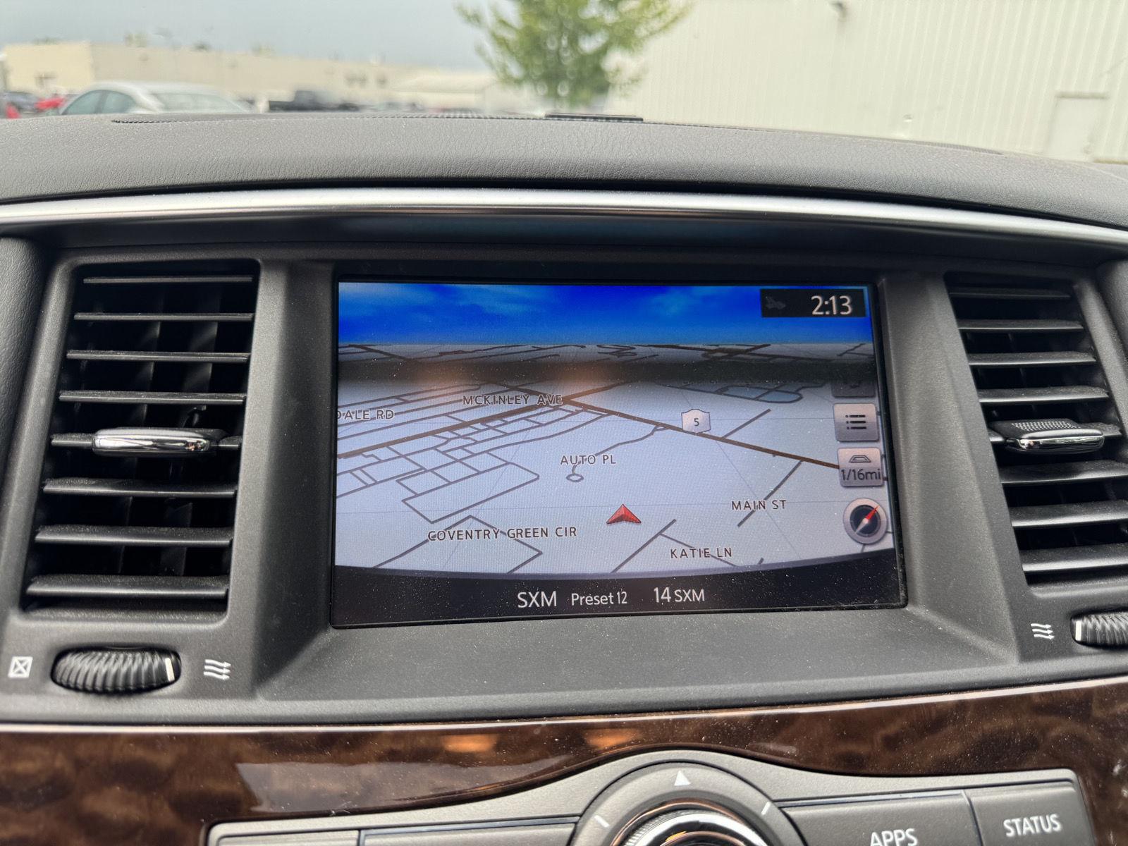 Used 2018 Mocha Almond Nissan Platinum image 12