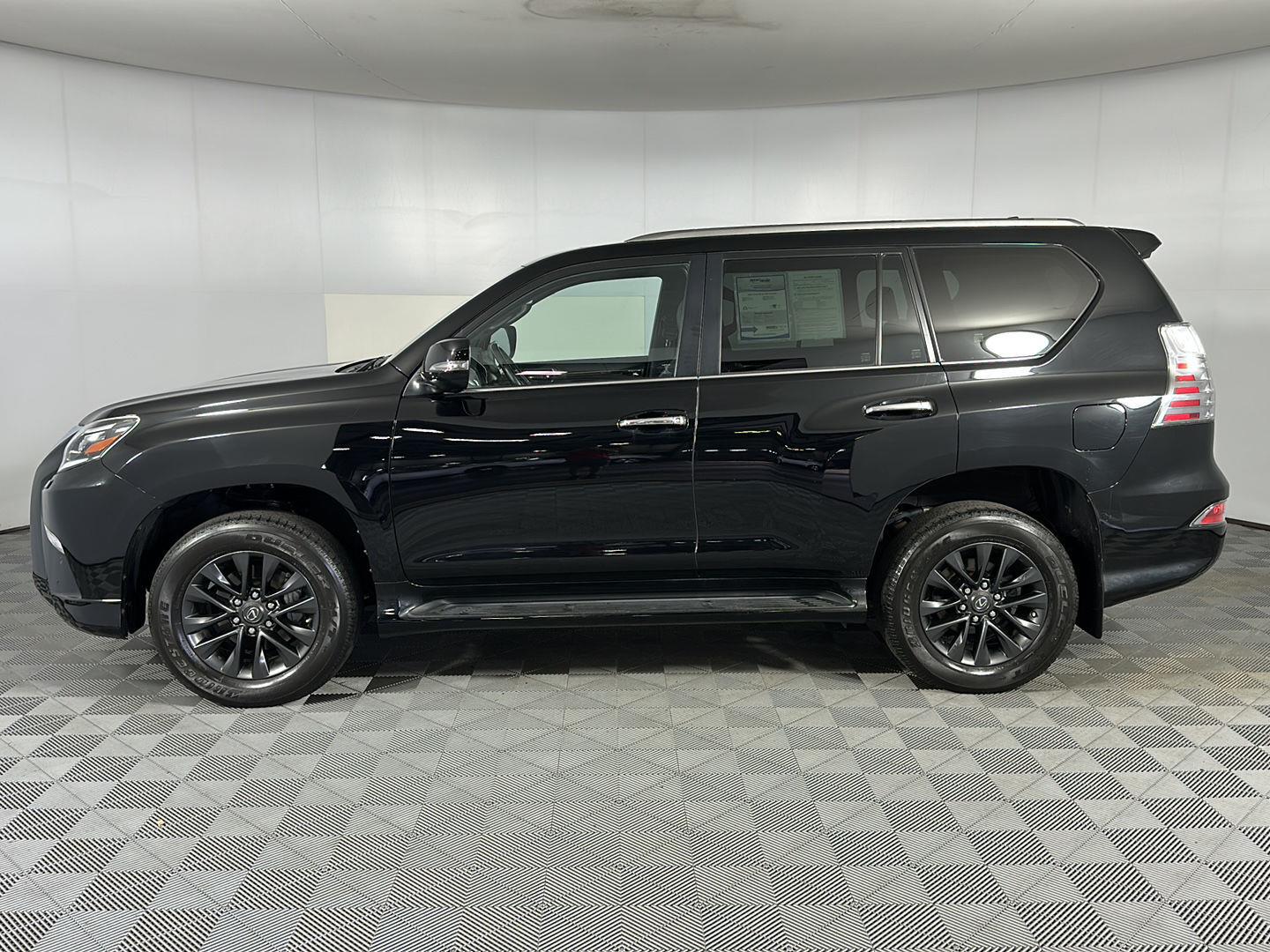 Used 2022 Nebula Gray Pearl Lexus GX 460 Premium image 6