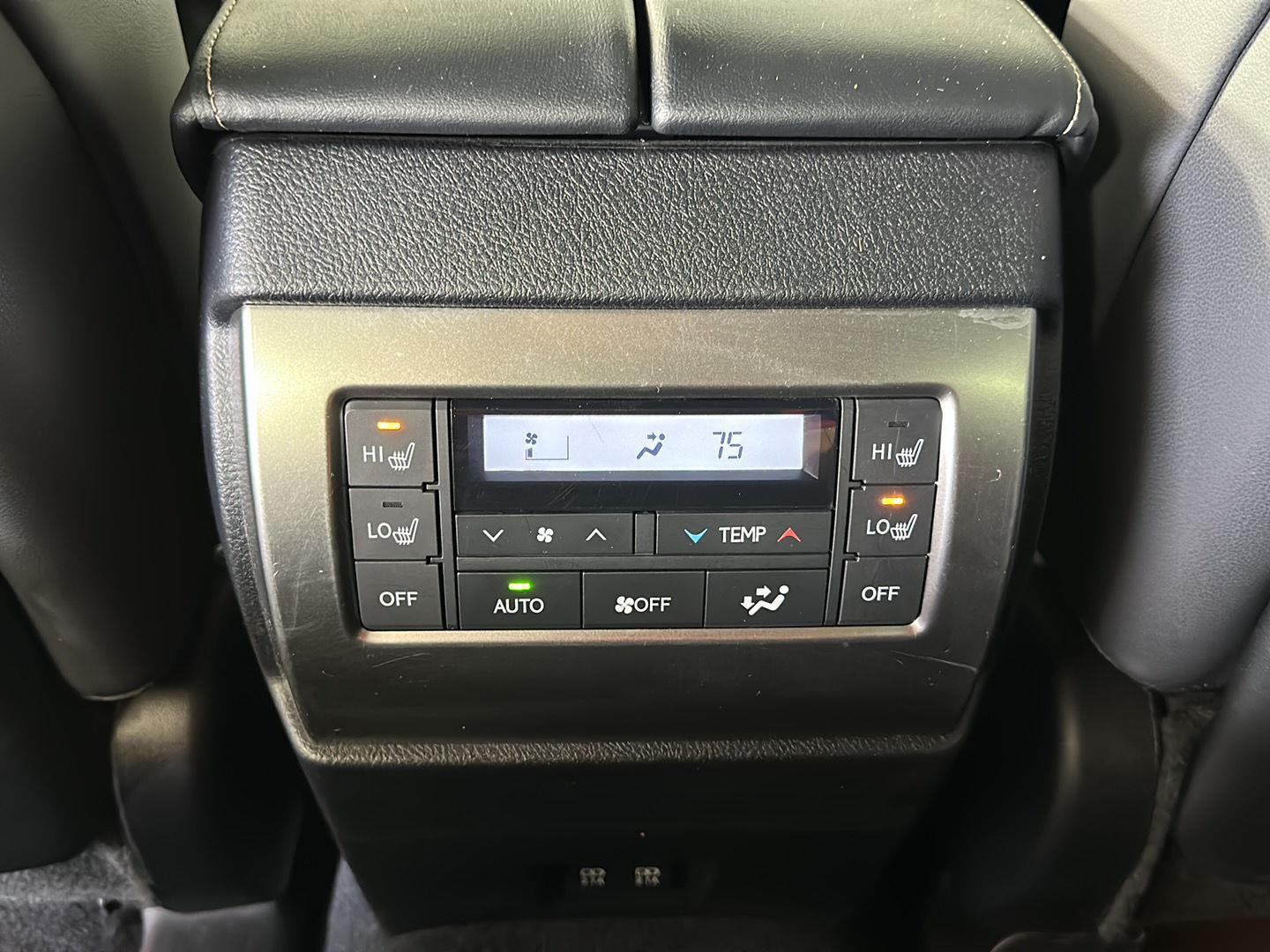 Used 2022 Nebula Gray Pearl Lexus GX 460 Premium image 32